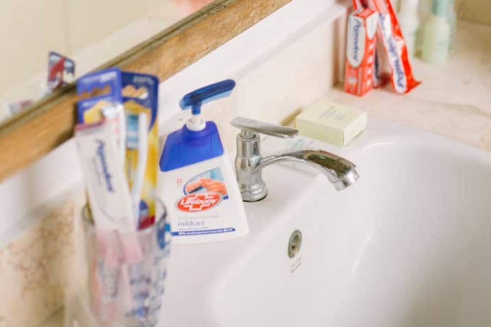 Photo of Bathroom in Pecatu
