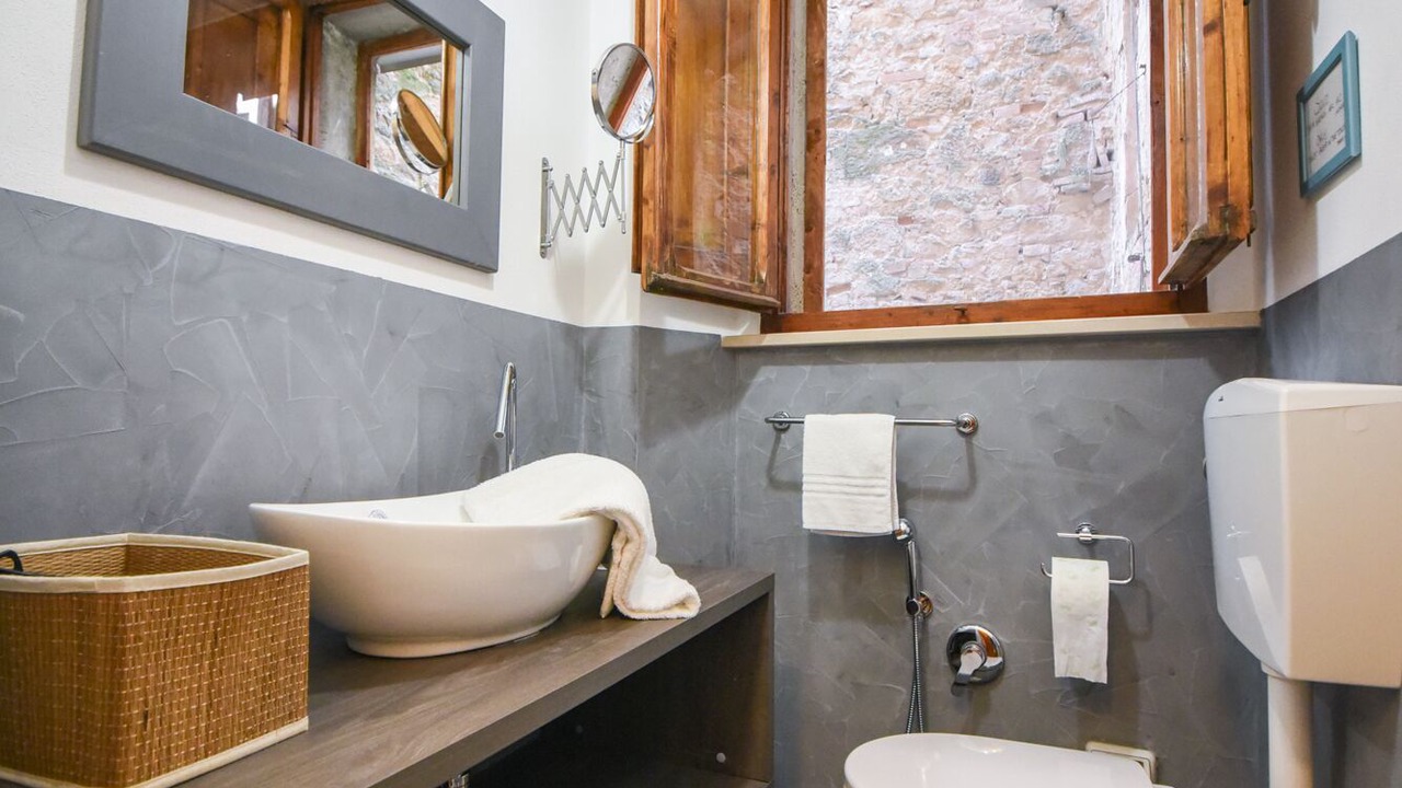 Photo of Bathroom in Volterra