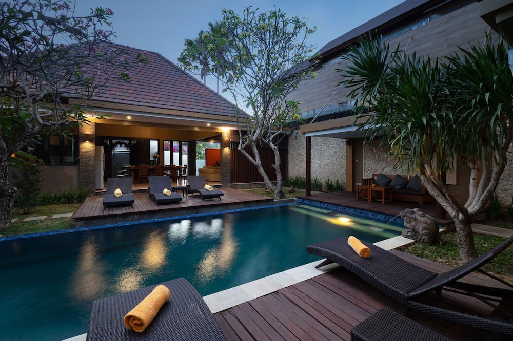Photo of Outdoor in Sunset Road