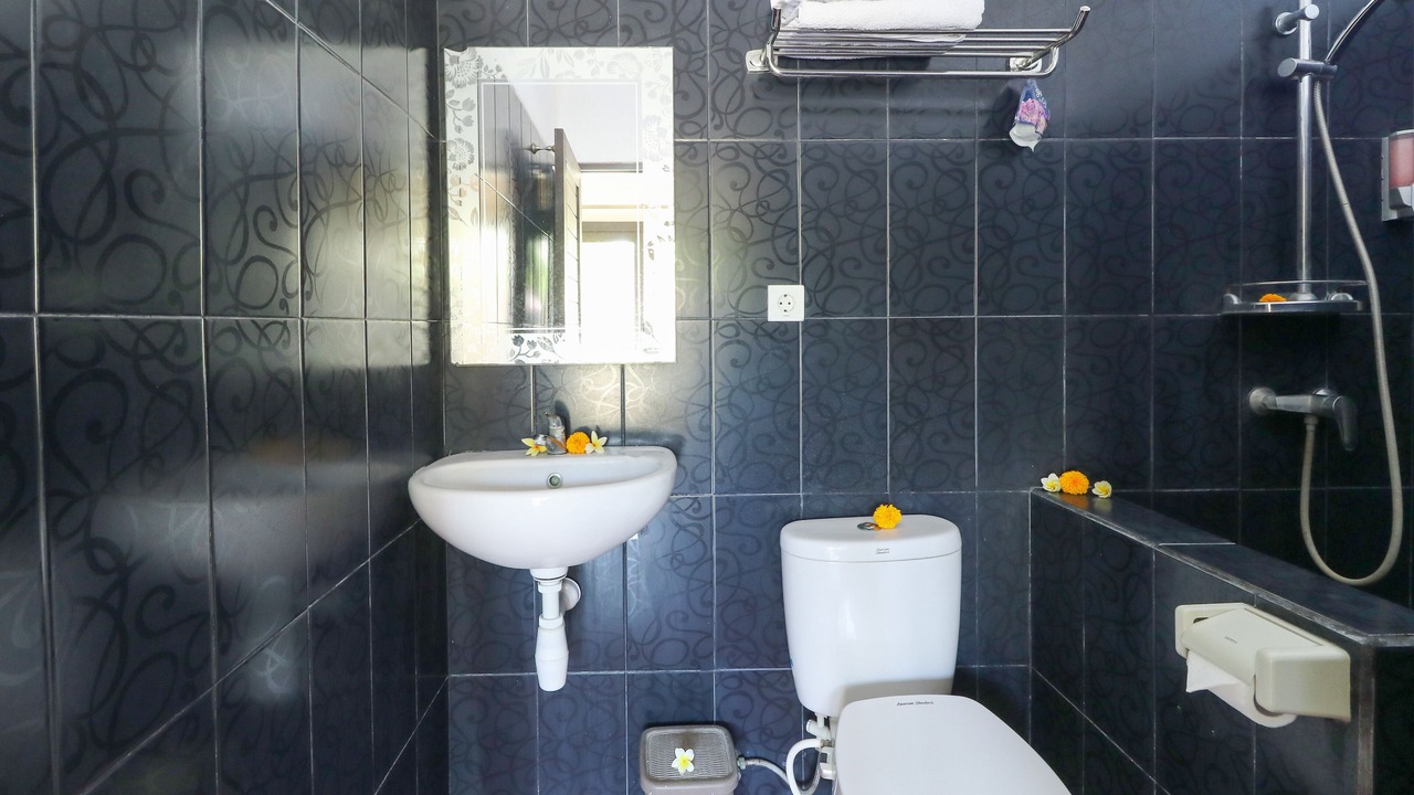 Photo of Bathroom in Gatot Subroto