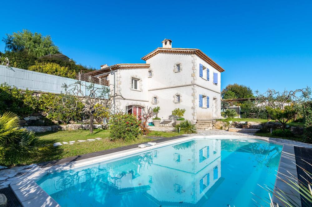 Photo of Outdoor in Biot