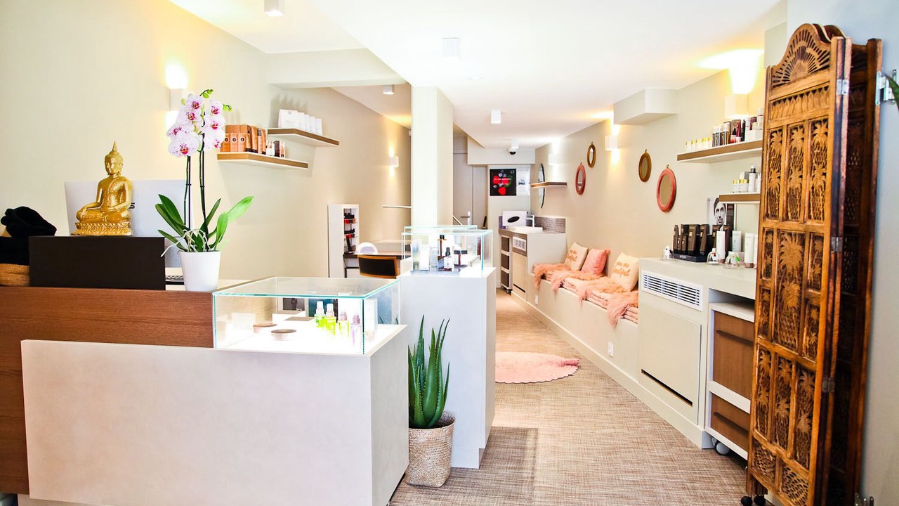 Photo of Bedroom in Antibes City Centre