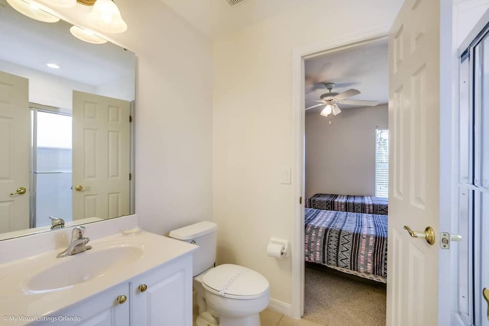 Photo of Bathroom in Watersong