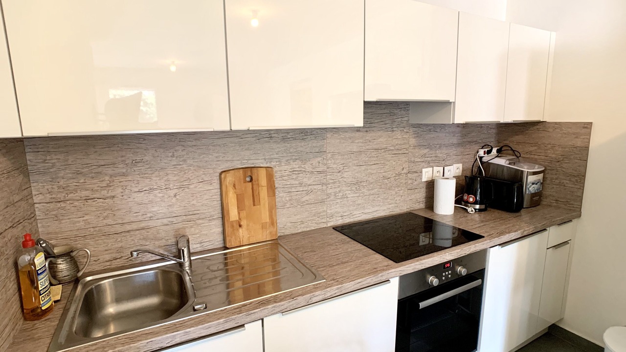 Photo of Kitchen in Prado - Republique