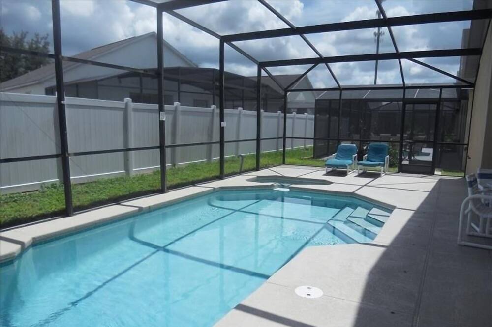 Photo of Outdoor in Sunset Ridge