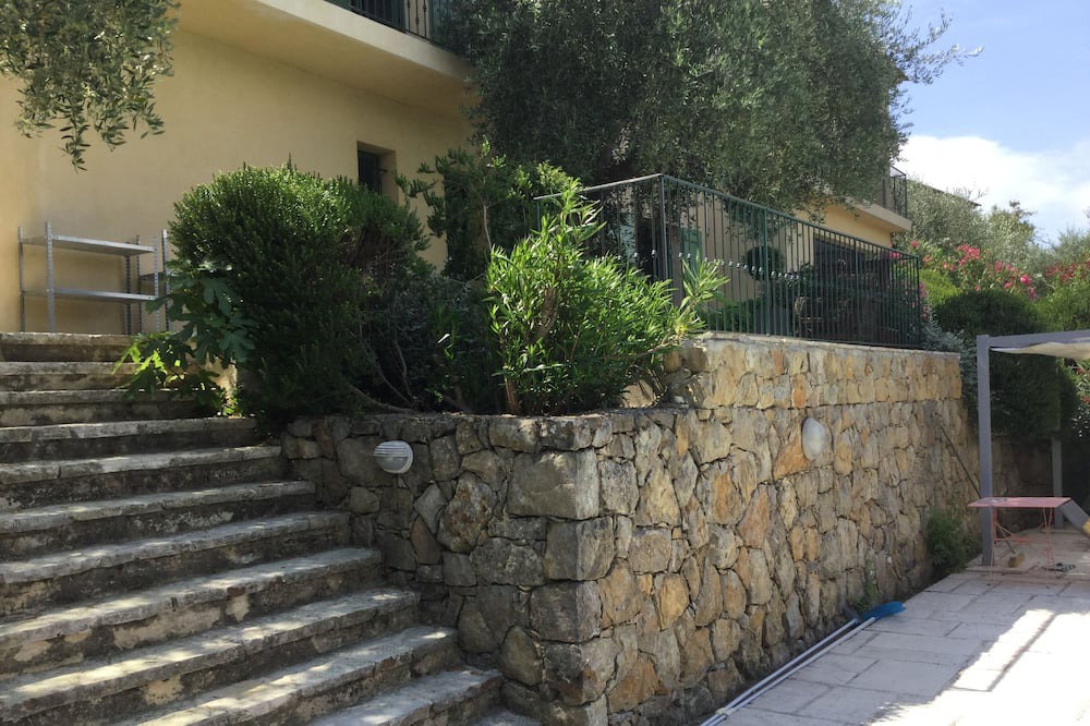 Photo of Outdoor in Le Rouret