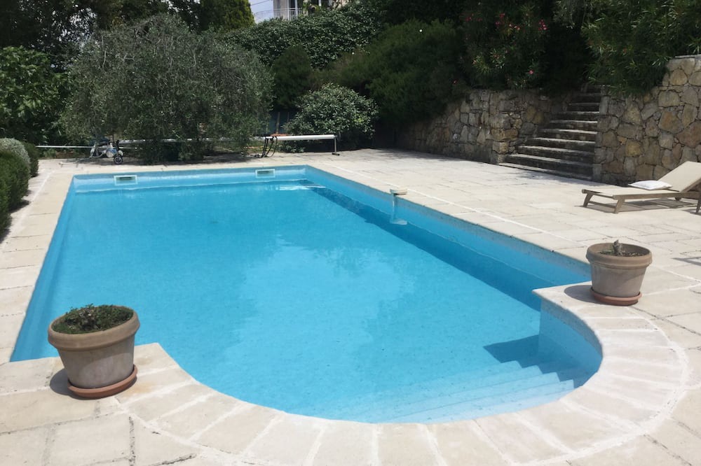 Photo of Outdoor in Le Rouret
