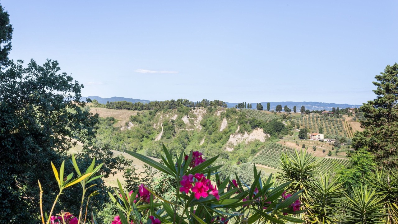 Photo of Others in Volterra