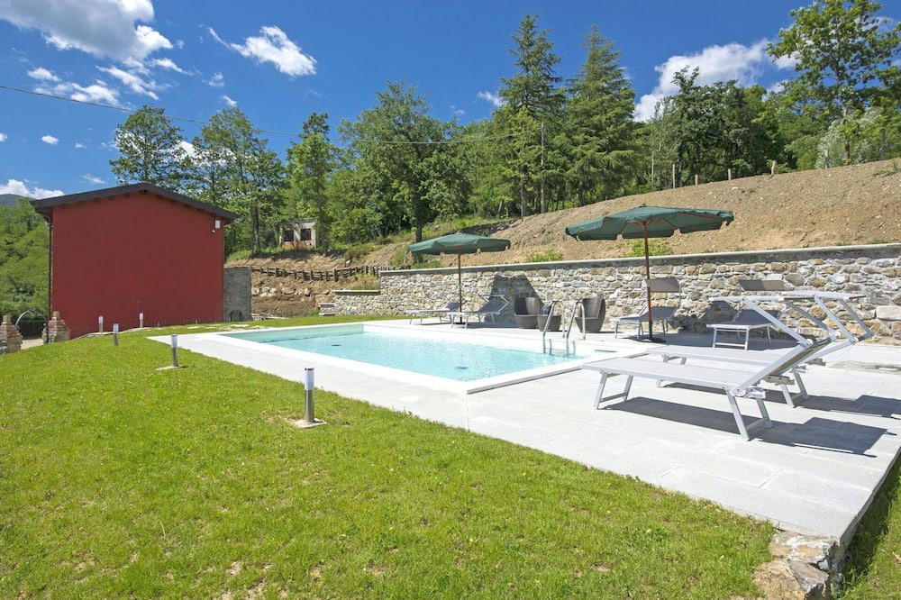 Photo of Outdoor in Tresana