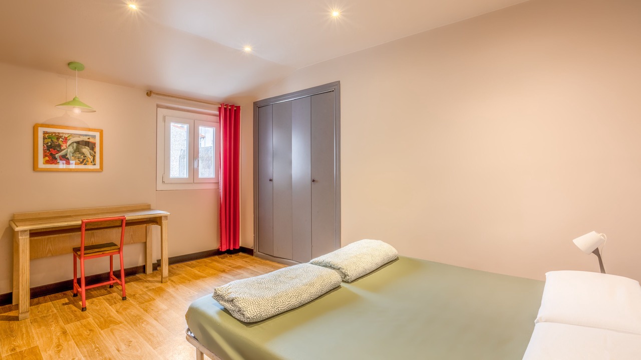 Photo of Bedroom in Jean-Medecin