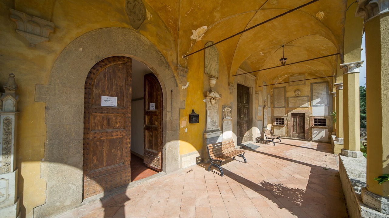 Photo of Others in Volterra