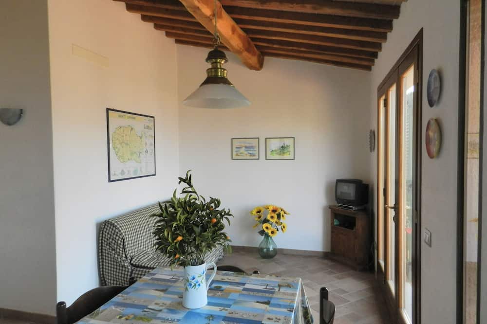 Photo of Kitchen in Patresi