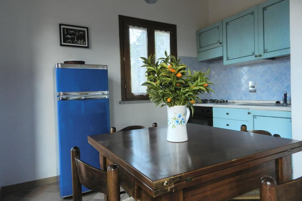 Photo of Kitchen in Patresi