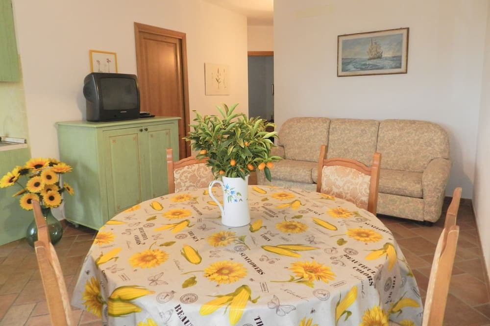 Photo of Livingroom in Patresi