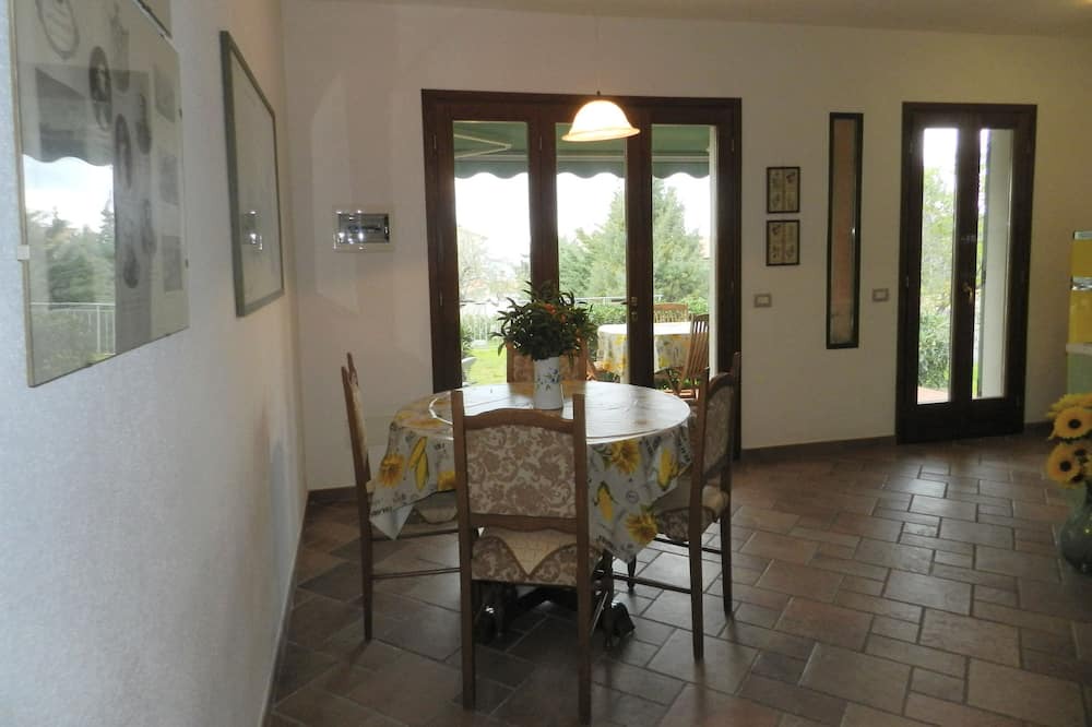 Photo of Kitchen in Patresi