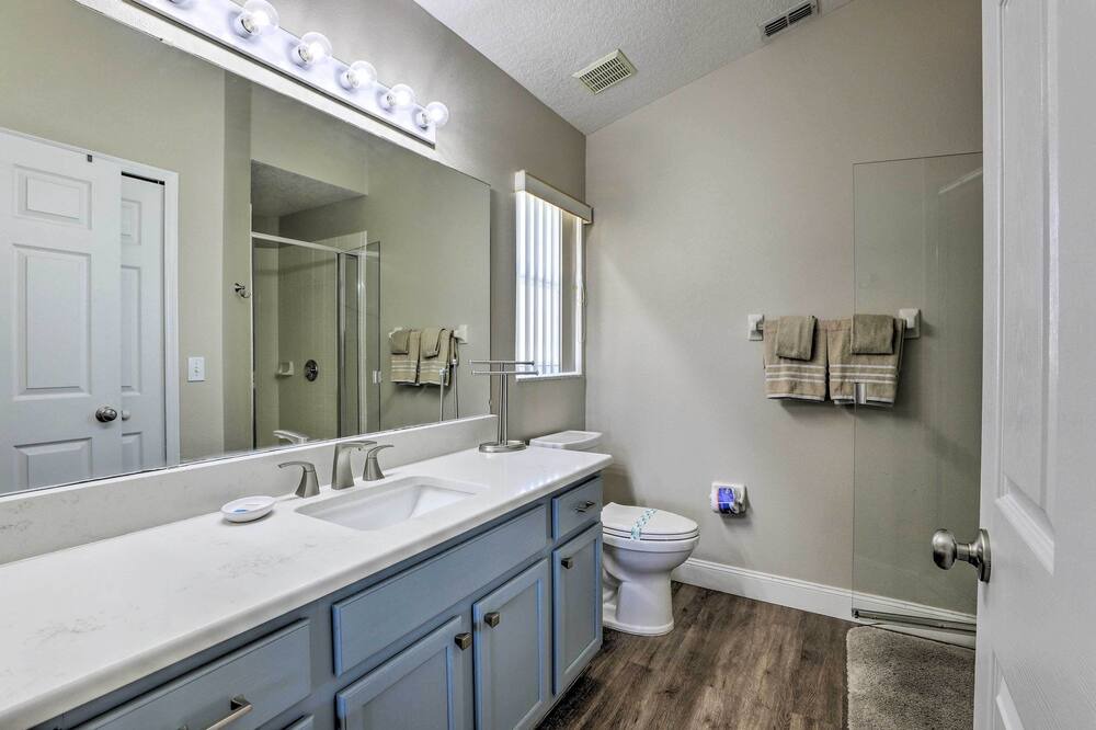 Photo of Bathroom in Florida Pines