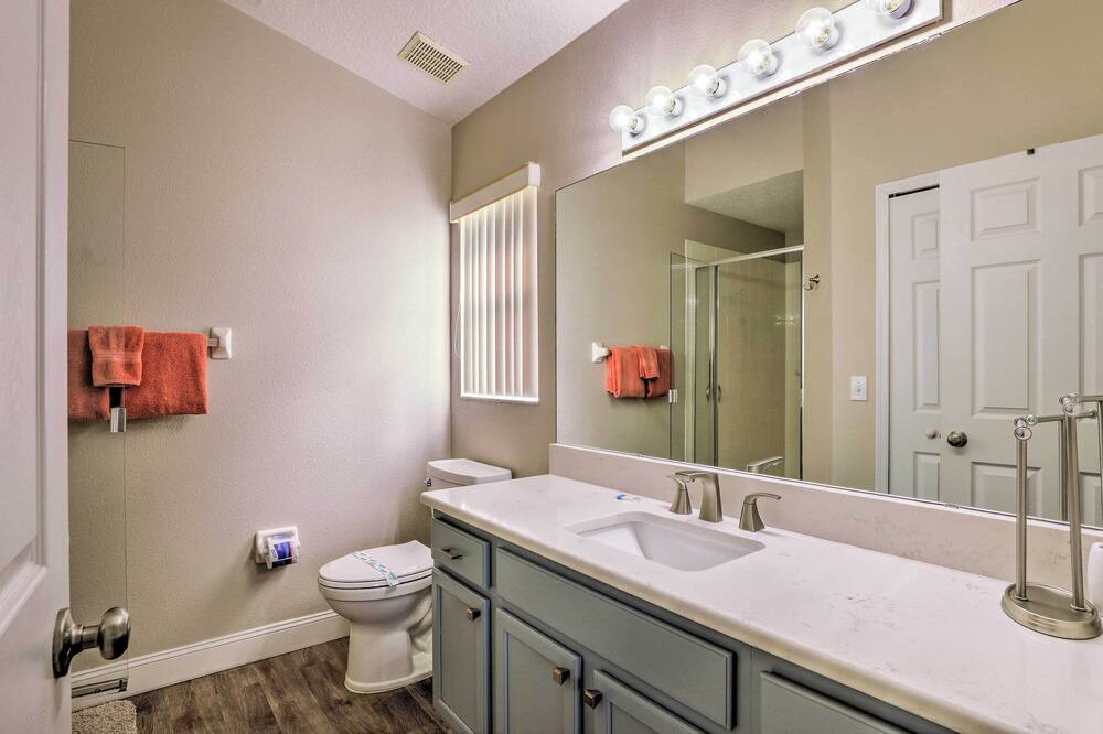 Photo of Bathroom in Florida Pines