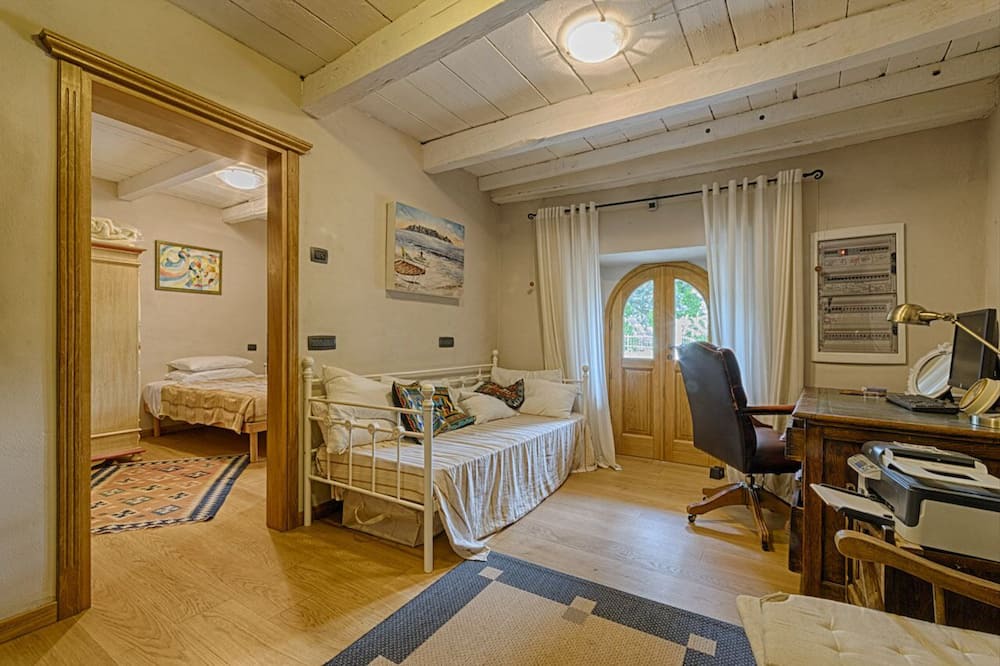 Photo of Bedroom in Licciana Nardi