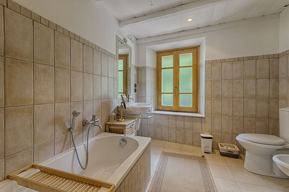 Photo of Bathroom in Licciana Nardi