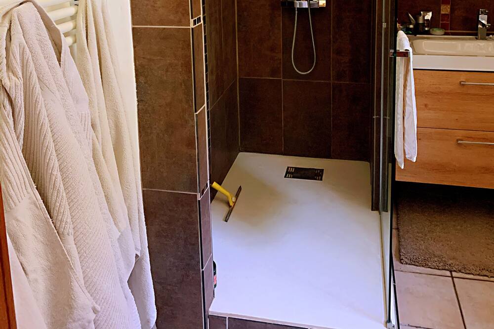 Photo of Bathroom in Gattieres