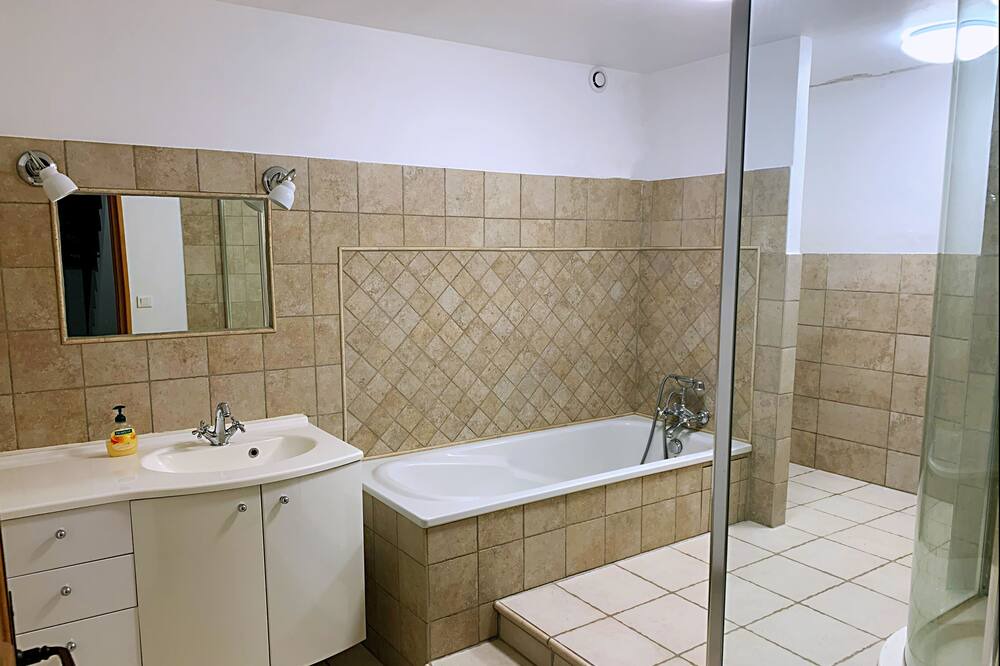 Photo of Bathroom in Gattieres