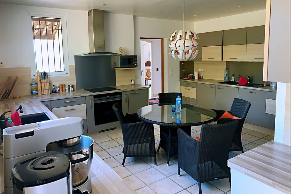 Photo of Kitchen in Gattieres