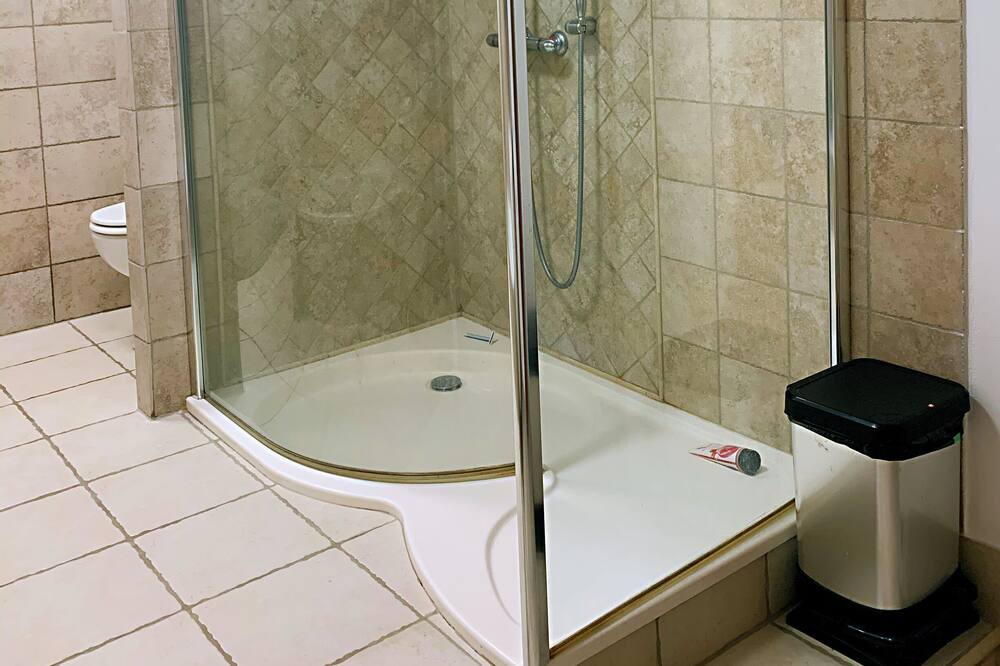 Photo of Bathroom in Gattieres