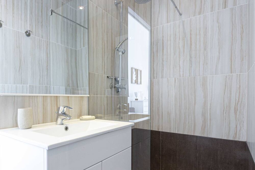 Photo of Bathroom in Theoule-Superieur
