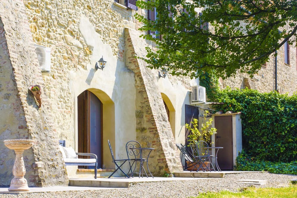 Photo of Others in Volterra
