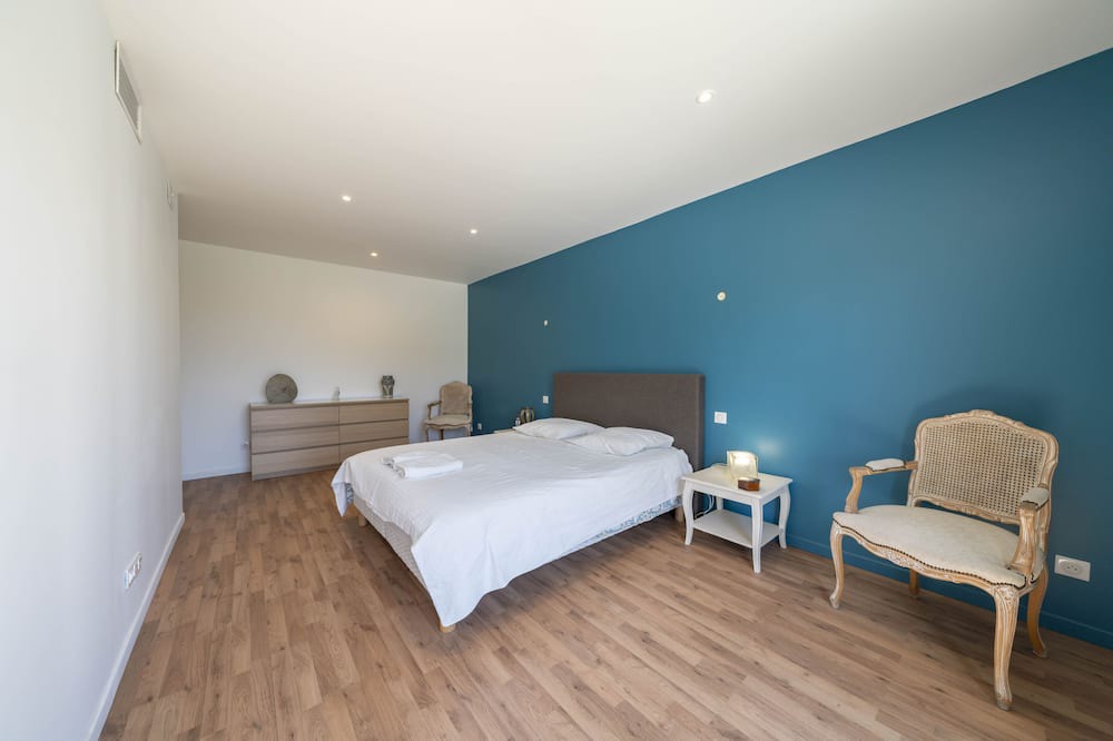 Photo of Bedroom in Saint-Jacques