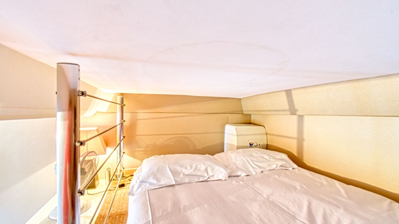Photo of Bedroom in Cannes City Centre