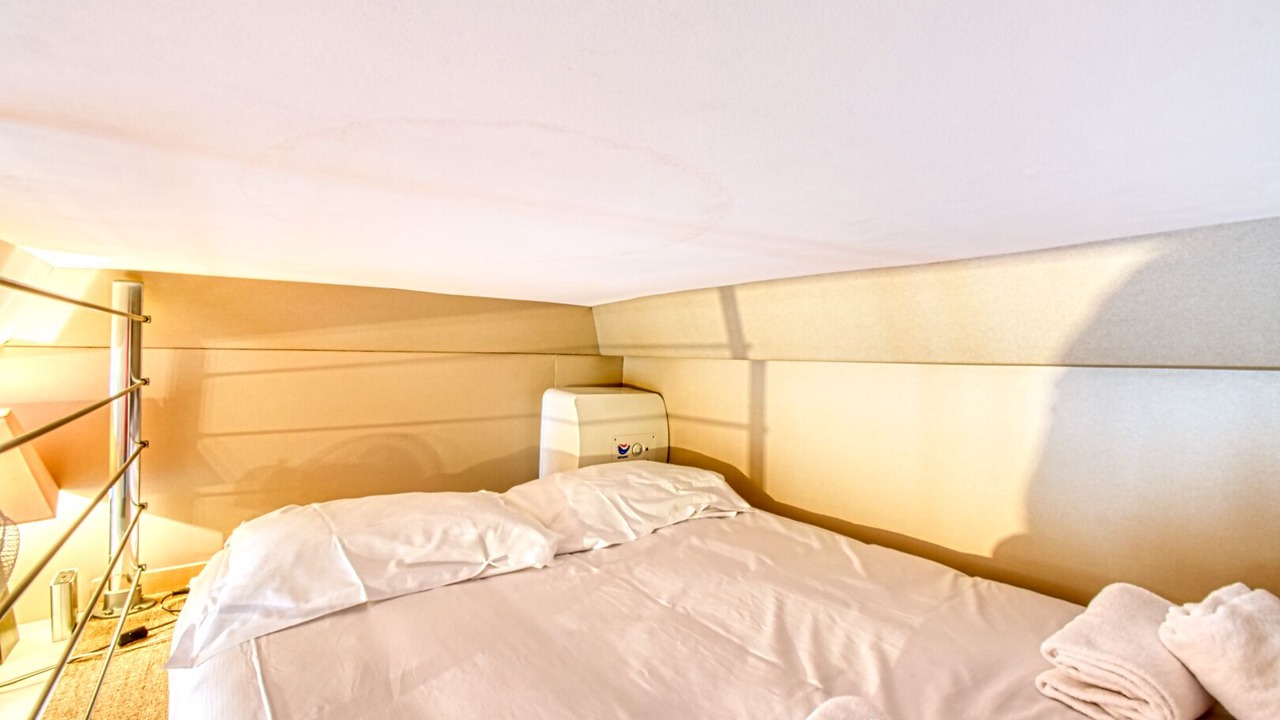 Photo of Bedroom in Cannes City Centre