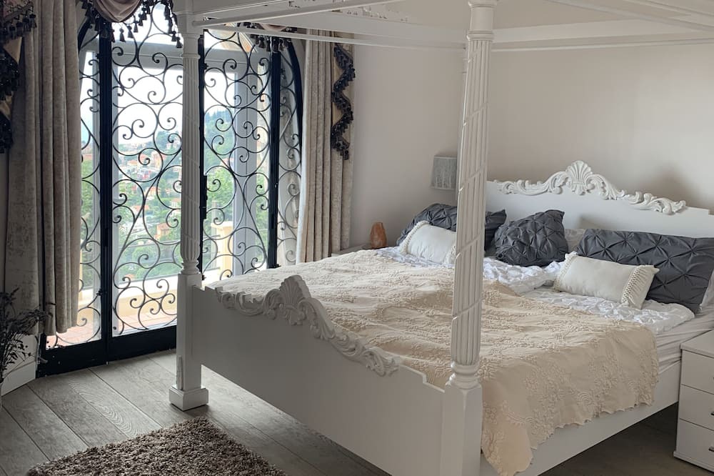 Photo of Bedroom in La Turbie