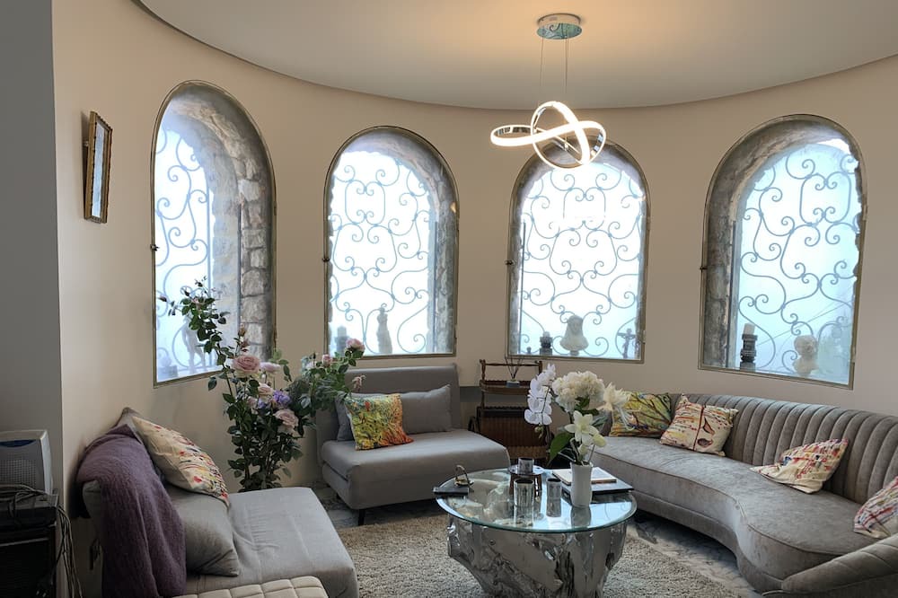 Photo of Livingroom in La Turbie