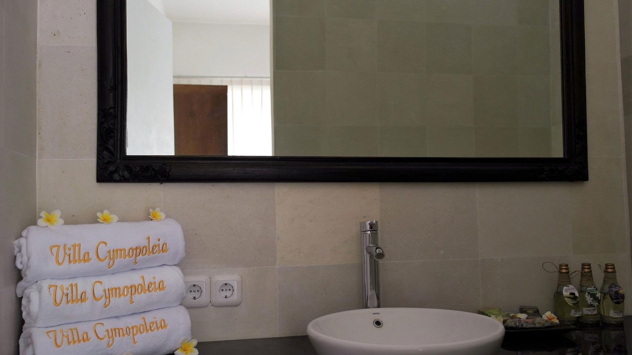 Photo of Bathroom in Kalisada