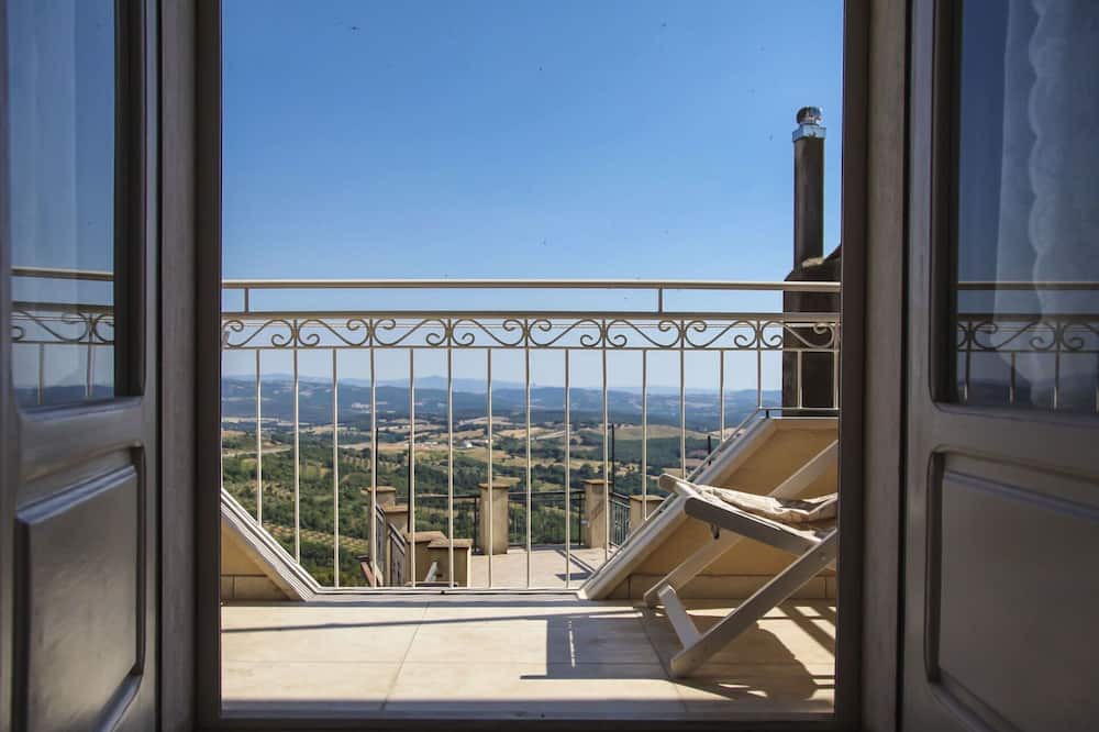 Photo of Patio Balcony in Civitella Marittima