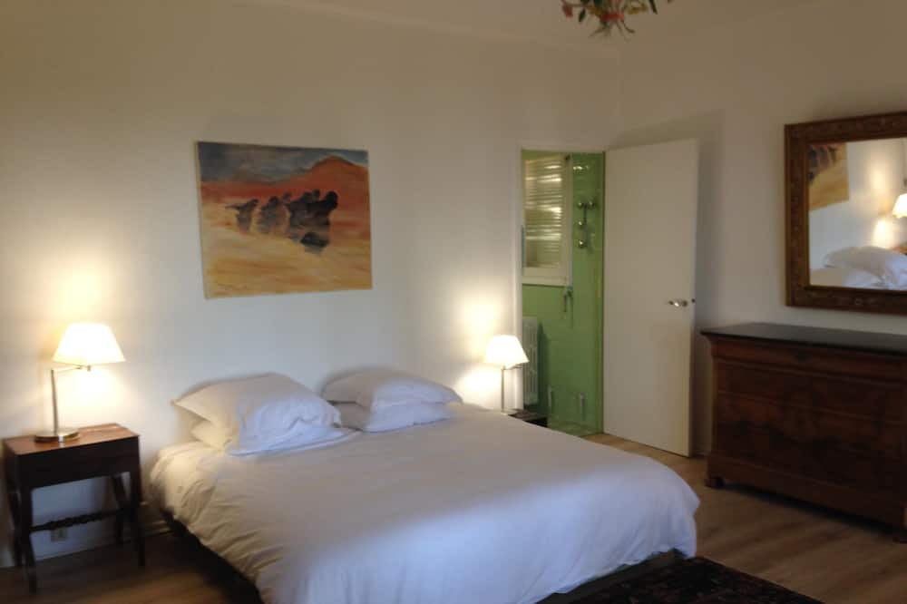Photo of Bedroom in Chateauneuf-Grasse
