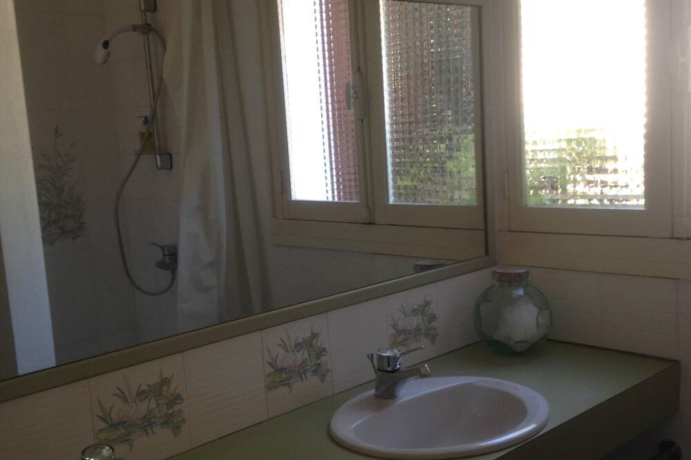 Photo of Bathroom in Chateauneuf-Grasse