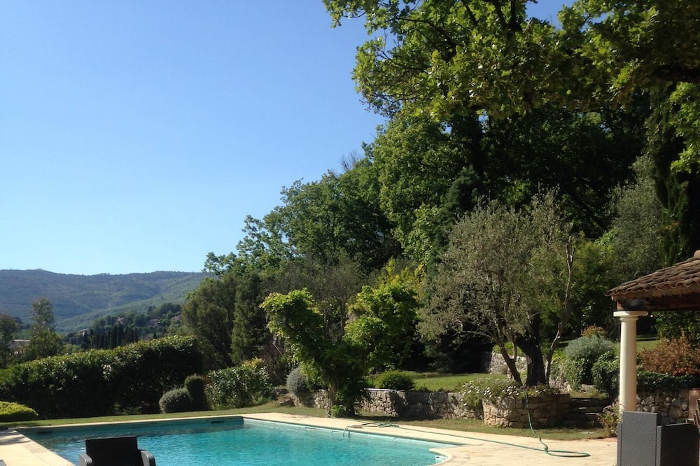 Photo of Outdoor in Chateauneuf-Grasse