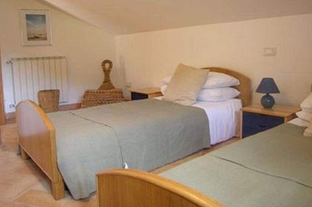 Photo of Bedroom in Comano