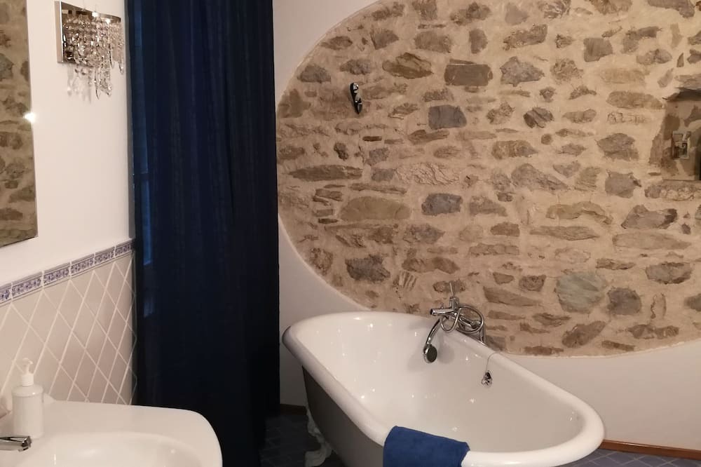 Photo of Bathroom in Nocchi