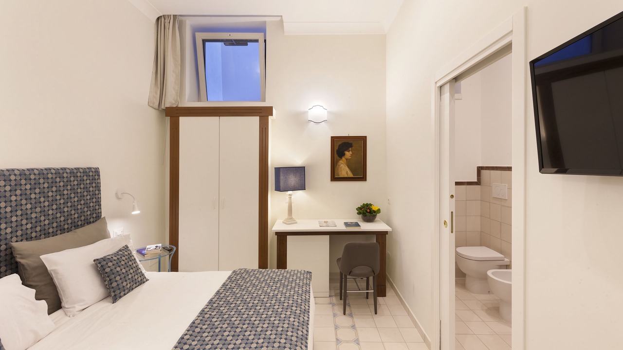 Photo of Bedroom in Sorrento City Centre