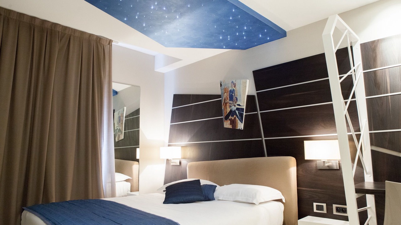 Photo of Bedroom in Juan-les-Pins