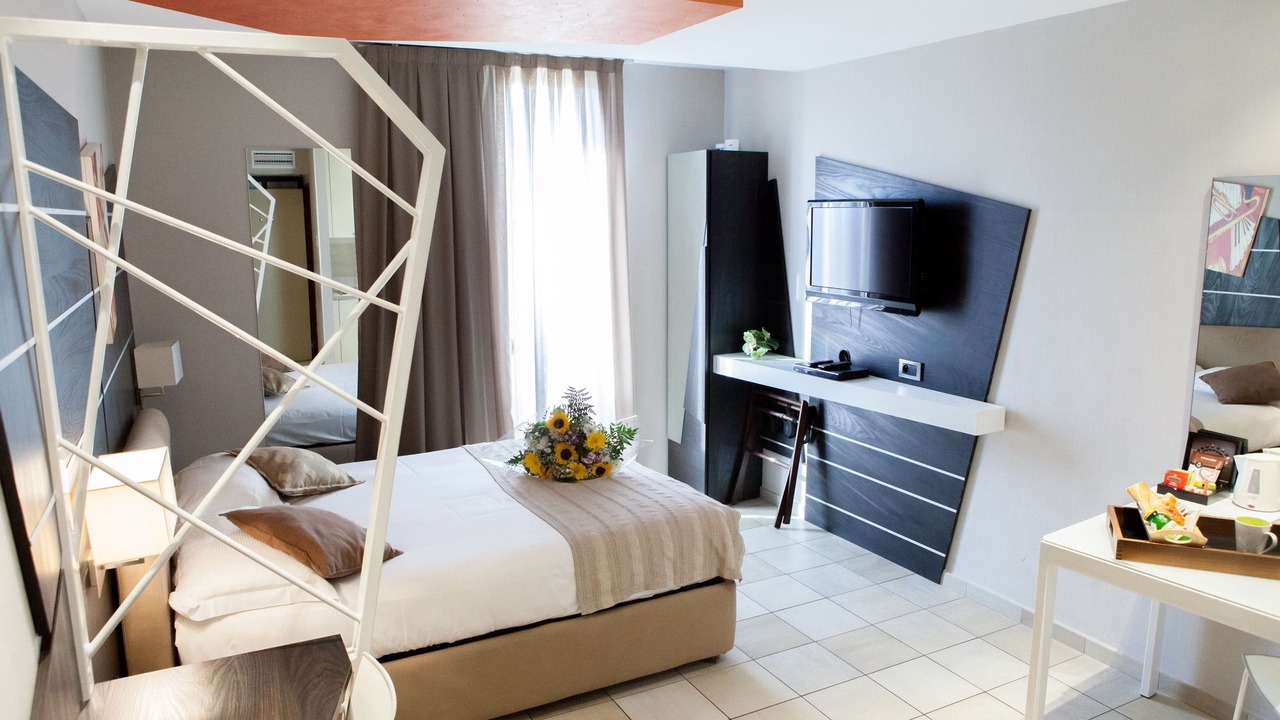 Photo of Bedroom in Juan-les-Pins