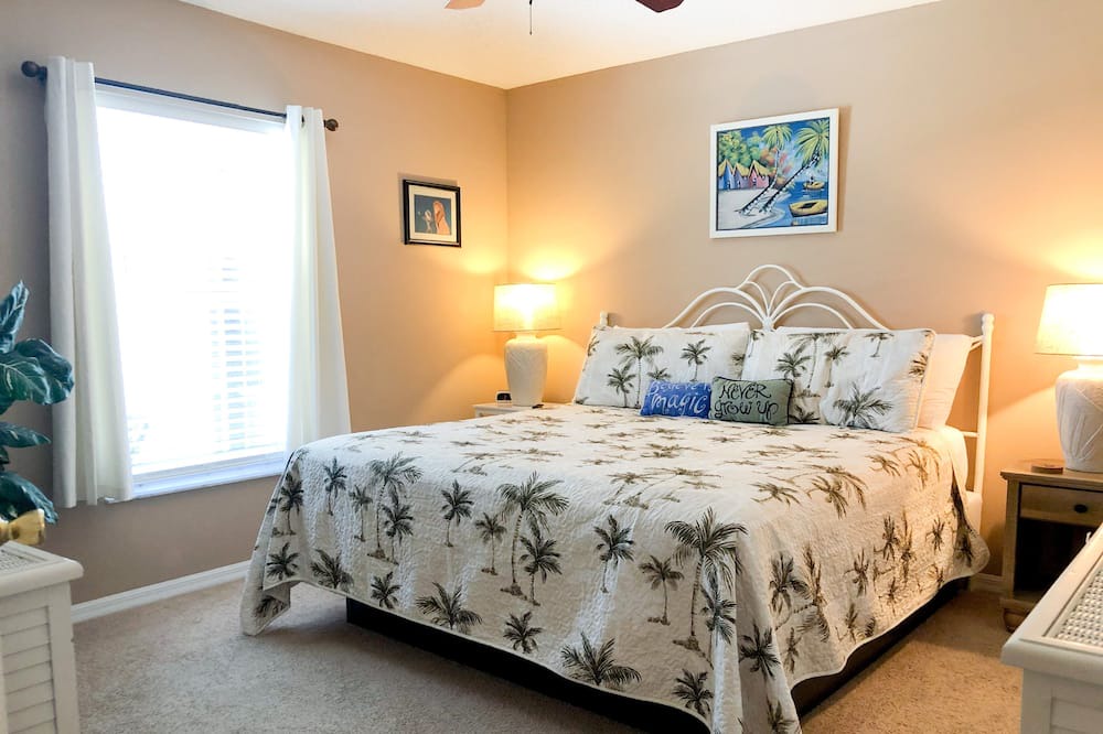 Photo of Bathroom in Florida Pines