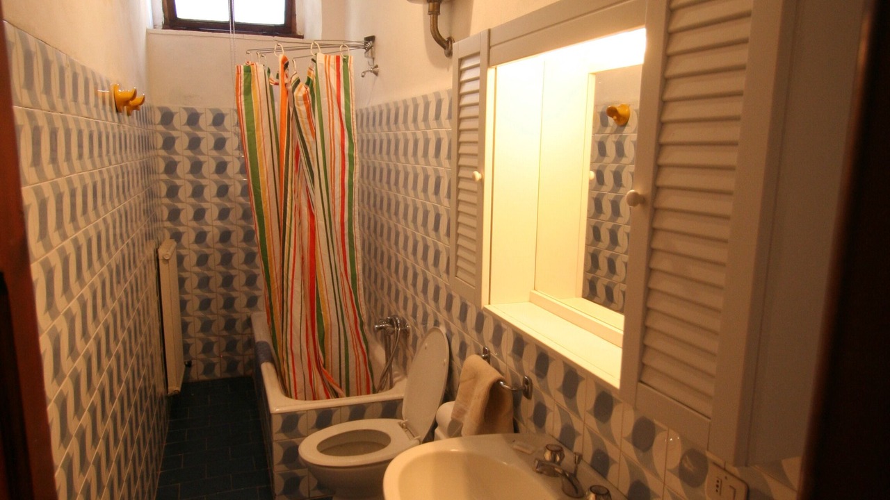 Photo of Bathroom in Petrognano