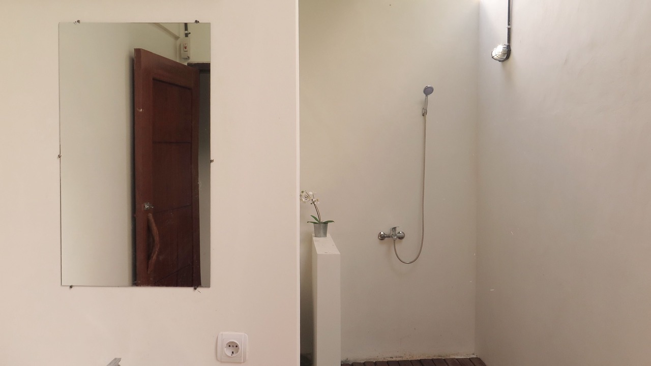 Photo of Bathroom in Waisai