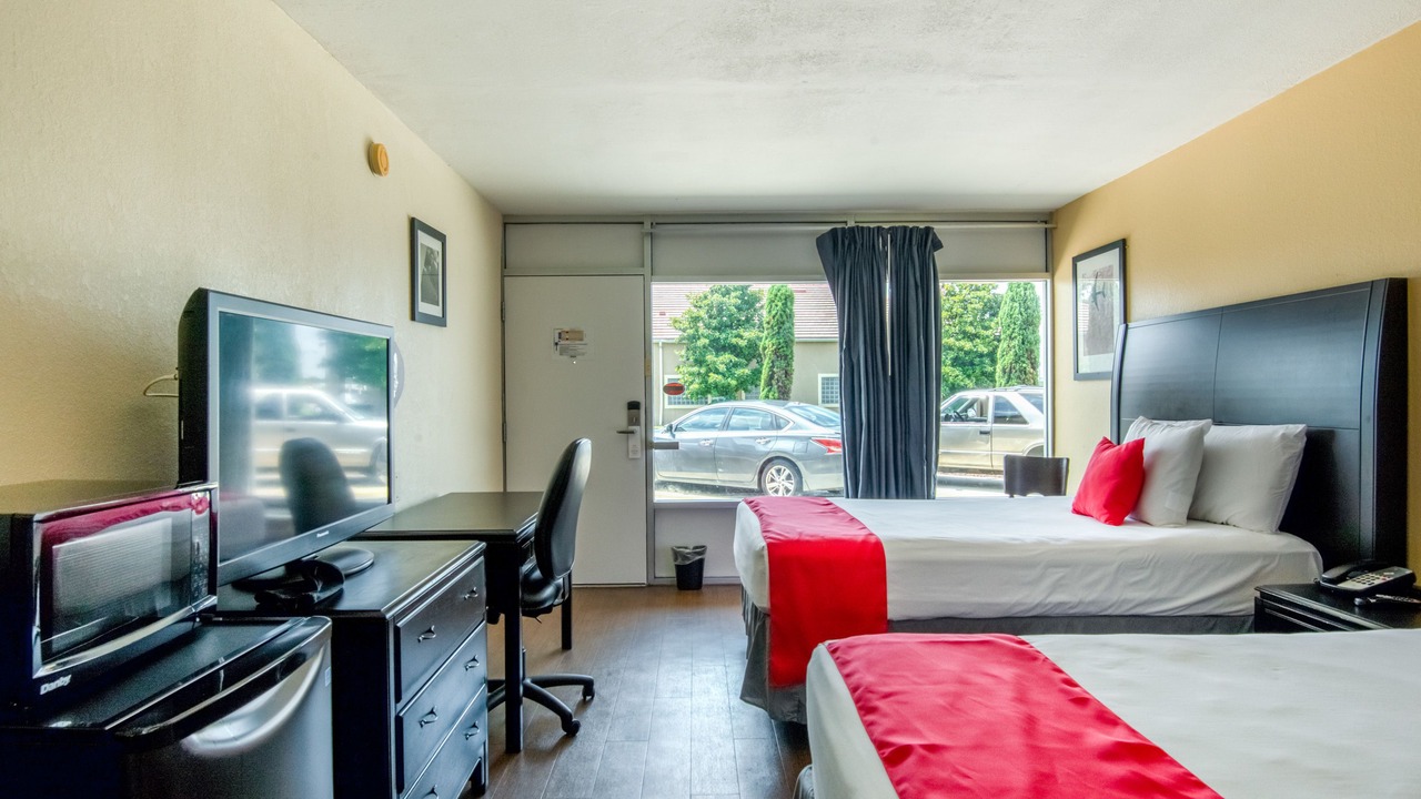 Photo of Livingroom in Sky Lake