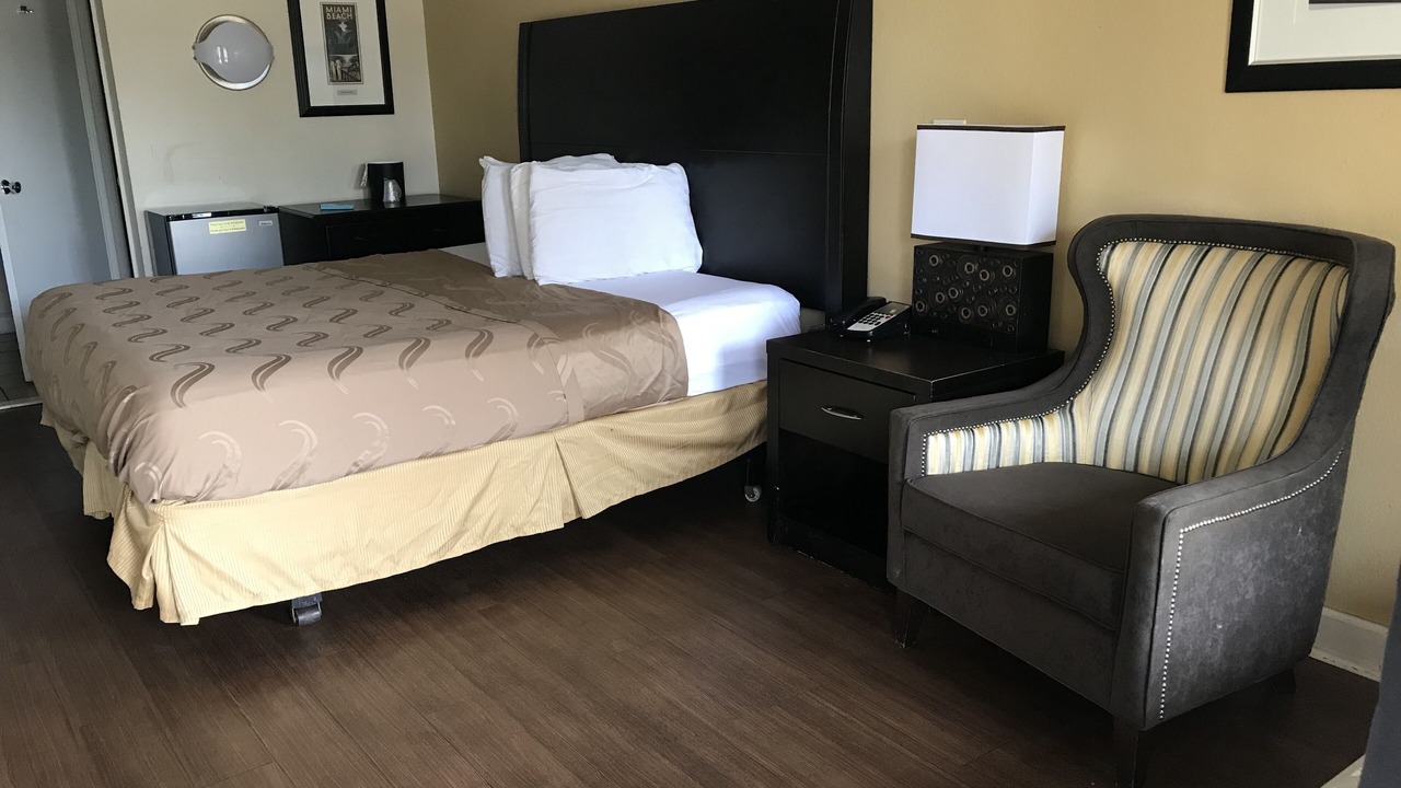 Photo of Bedroom in Sky Lake