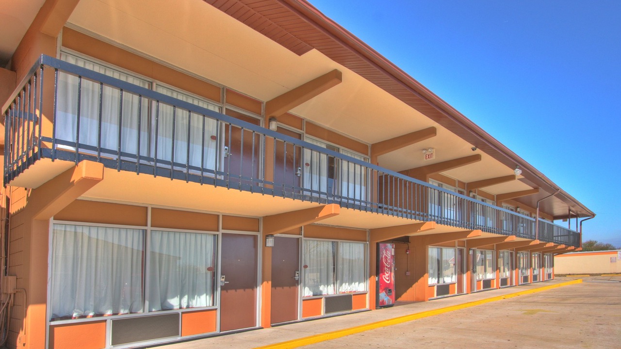 Photo of Outdoor in Sky Lake